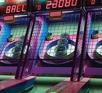 Arcade gaming at land casinos