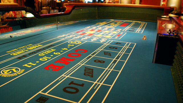 คาสิโน Craps Table