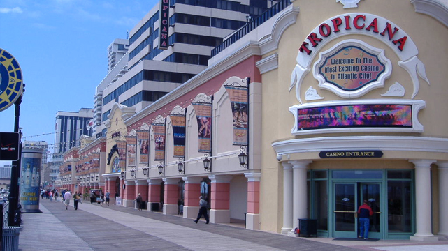 ภายนอกของ Tropicana Atlantic City
