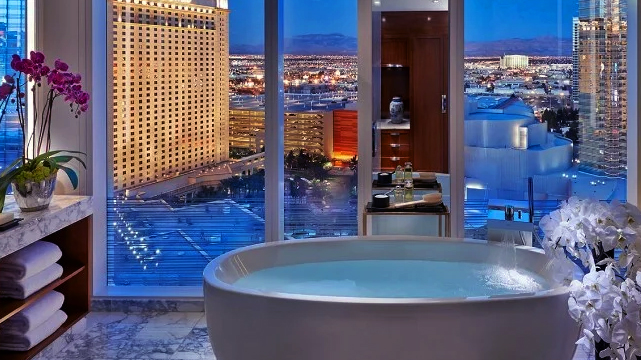 ห้องพักของ Las Vegas Hotel พร้อมวิว Strip