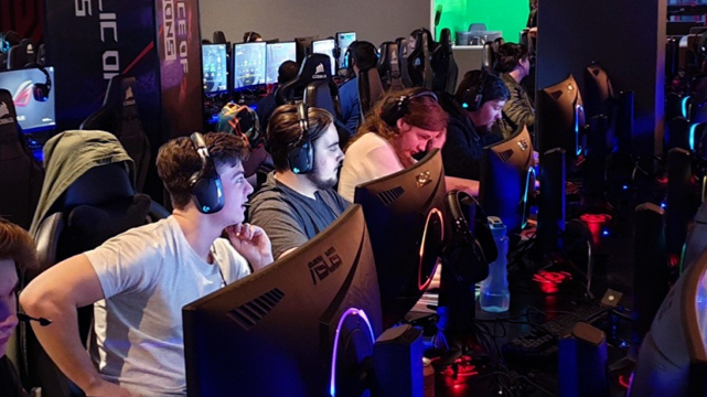 Esports Gamers ระหว่างกิจกรรม