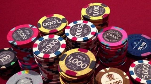 Keripik Poker Aria dan Bellagio