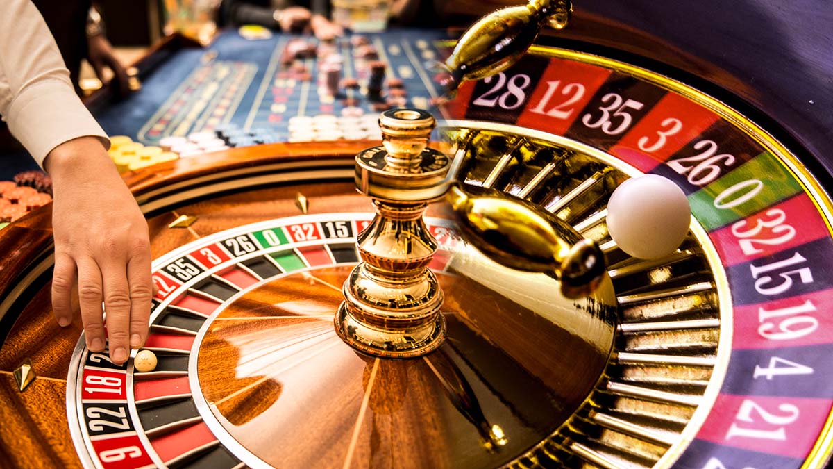 Roulette House Edge - Understanding the Odds in Roulette Variants